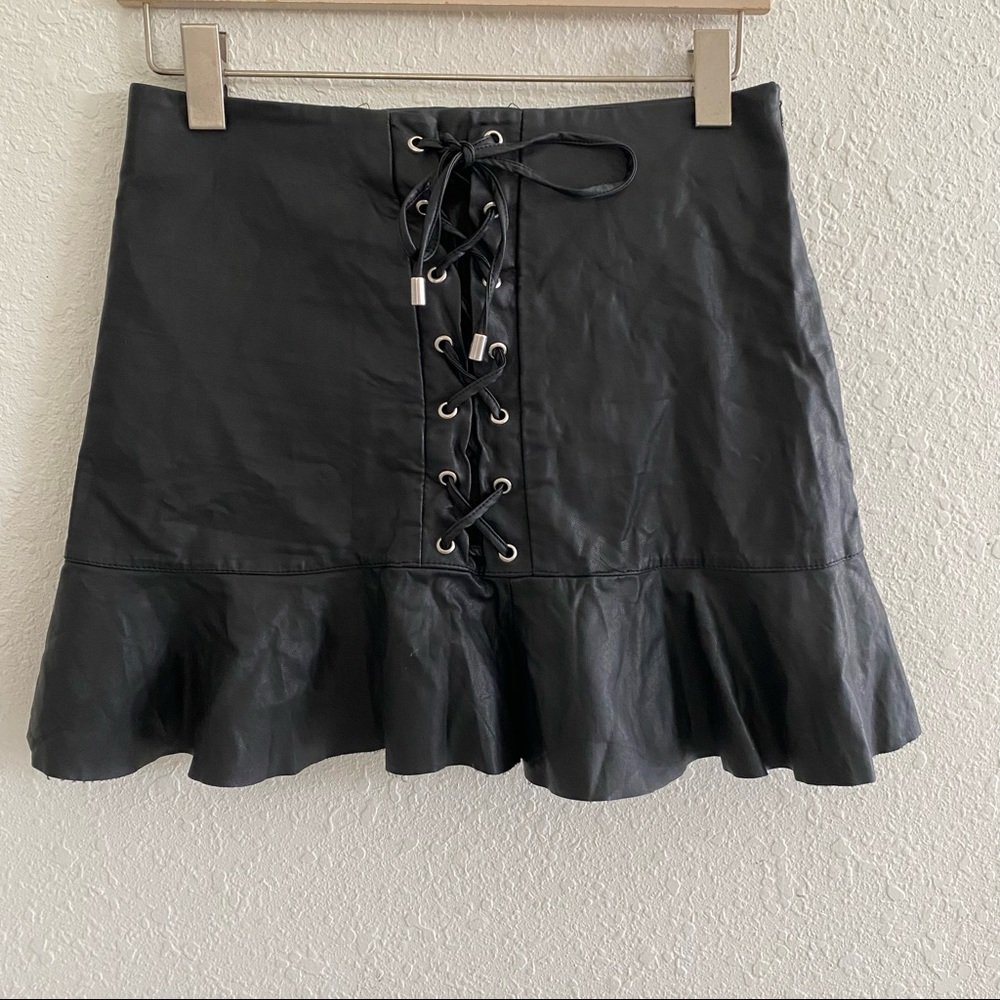 Zara Trafaluc Black Faux Leather Mini Skirt. Laced Up Details Ruffle Hem Size S